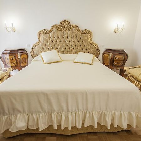 Suite Sarandrea 로마 객실 사진