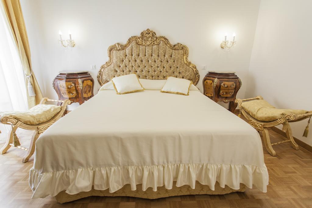 Suite Sarandrea 로마 객실 사진